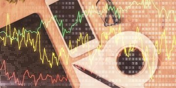 Investing in Growth Stocks: A Guide to Innovation and Market Disruption - Cover Image