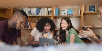 The 2025 Guide to Federal Student Aid: Grants, Loans, and Debt Reduction - Cover Image